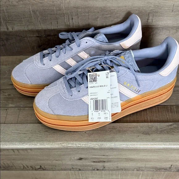 adidas Gazelle Bold Lavender Suede Sneakers with Peach Accents - Picture 1 of 6